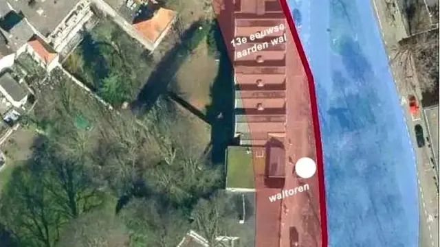 reconstructie van de ontdekte toren in de 13e-eeuwse stadswal van Breda