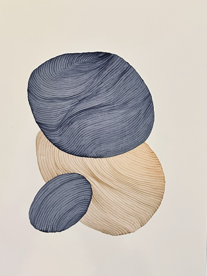Dessin avec des lignes à l’encre en ocre et bleu indigo