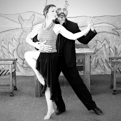 Bailando en el C.E.I.P. Emilia Olivares de #alhaurinelgrande #Malaga.
Photo Cesar Bringas 
#tango #showdetango #tangoshow #tangoargentino #tangoargentin Compagnie trespugliese #contigoabrazadosomosuno