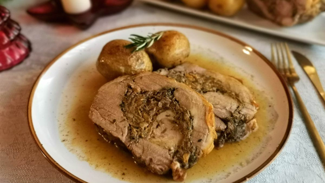 Pierna de cordero rellena con camagrocs y foie. En esta receta te explico cómo hacerla de manera sencilla en casa, explicando cada paso y que no te pierdas detalle. 