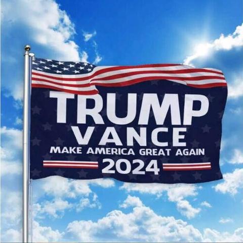 Wahlkampfposter aus dem US-Präsidentschaftswahlkampf 2024:

Blaue Flagge mit der US-Flagge am oberen Rand.

Aufschrift:

"Trump 
Vance

Make America Great Again 2024"

Quelle:
https://i.ebayimg.com/images/g/yfkAAOSwZG9mupJD/s-l500.jpg