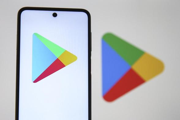 Google Play Books for iOS now allows users to complete e-book or audiobook purchases on the Google Play website, thanks to Apple's 'reader apps' exception. #GooglePlayBooks #iOS #Ebooks #Audiobooks #Apple #TechNews #ReaderApps #AppUpdates
