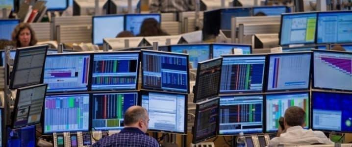 Energy Traders Reduce Risk Exposure Amid Trump Chaos