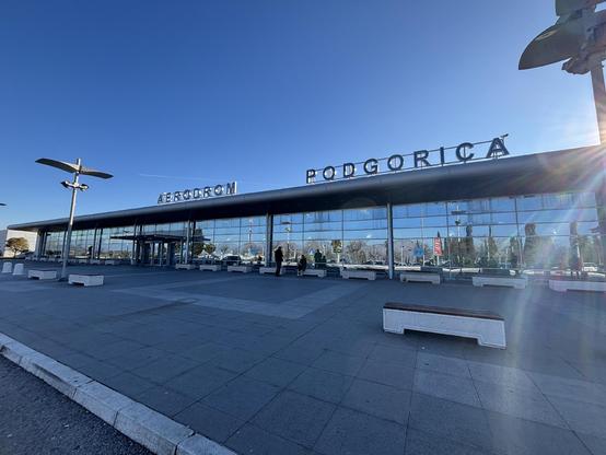 Aéroport de Podgorica 