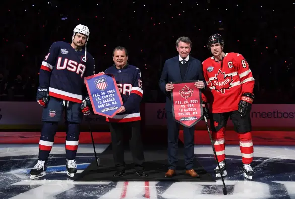 https://ca.news.yahoo.com/wayne-gretzky-as-team-canadas-honorary-captain-infuriates-canadians-online-ahead-of-4-nations-final-just-plain-tone-deaf-052936754.html