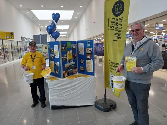 Worthing Community Chest trustees were at Tesco Superstor in Durrington, Worthing, talking to members of the public about the work of the WCC and fundraising for future grant awards to local small charities and community groups. https://worthingcommunitychest.org/support-us/