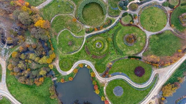 Starry Night Retreat, a park inspired by the art of Vincent Van Gogh
In Bosnia Herzegovina, the art of a great canvas has transcended to come alive in the heart of nature.