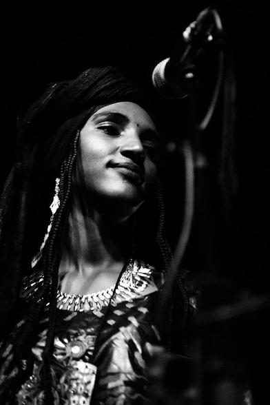 Les Filles de Illighadad @ Instants Chavirés - Montreuil, France - 05 Apr 2017