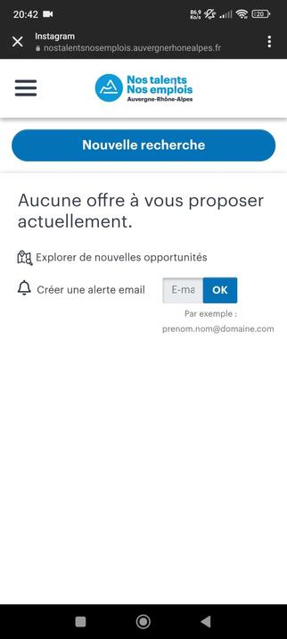 Après avoir cliqué sur le lien précédent, le site de la région s'affiche. On retrouve la même en-tête (logo région AURA + slogan Nos talents Nos emplois Auvergne-Rhône-Alpes). Dessous, un bouton "Nouvelle recherche". Ensuite, le texte : "Aucune offre à vous proposer actuellement."