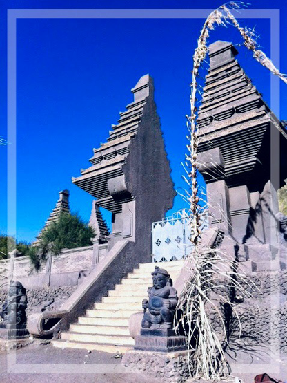 Pura Luhur Poten Temple — Mt. Bromo Caldera, August 2012 🗻🏛️🏔️  #MountBromo #Indonesia #PhotoOfTheDay #Photography #PhotoDiary #PhotoJournal #LifeInPictures #Flashes