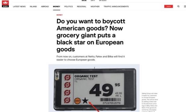 The image is a screenshot from a news article with the headline: “Do you want to boycott American goods? Now grocery giant puts a black star on European goods.” It mentions that customers at Netto, Føtex, and Bilka will now find it easier to identify European products. Below the headline, there’s a picture of an electronic price tag with a black star next to the price, indicating that the product is of European origin. The article discusses how this labeling system is designed to help customers choose European goods more easily.