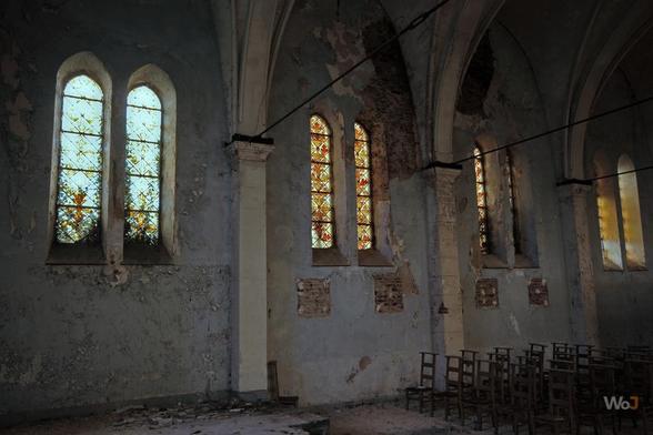 Église aux Alouettes (2021)

→ Une église abandonnée plantée au milieu des champs : voici la visite du jour.
→ An abandoned church planted in the middle of the fields : here is the visit of the day.

► Récit & photos : https://www.worldofjosh.be/photos/20211229-alouettes/alouettes.php
► Story & pictures : https://www.worldofjosh.be/en/photos/20211229-alouettes/alouettes.php

#abandoned #abandonedplaces #decay #exploration #explorationurbaine #lostplaces #photo #urbex #urbanexploration

© 2021