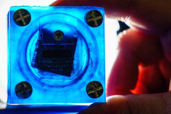 Battery cells | Photo by Reyer Boxem