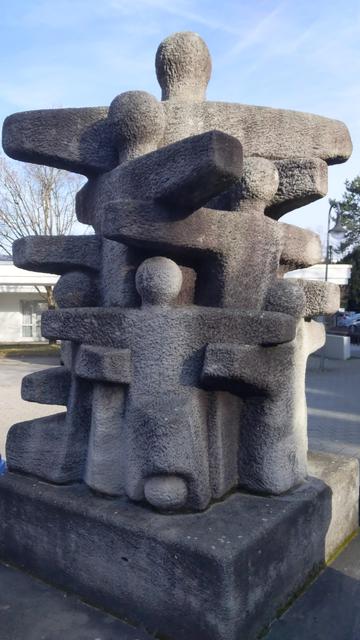 Statue