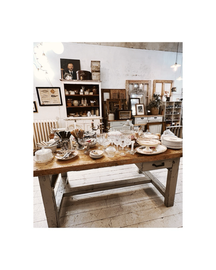 Table & vaisselle ancienne 