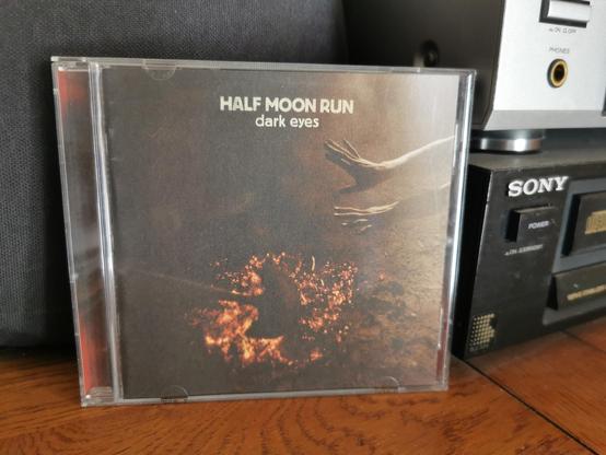 Album "Dark Eyes" de Half Moon Run