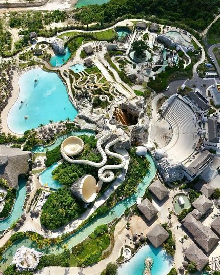 El Dorado Park, The Water Temple, Cap Cana, Dominican Republic
Soon we will talk about our contribution in the construction of this spectacular water park, the largest in the Caribbean... And the most impressive!
