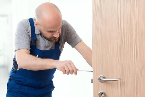 Fast & Reliable Locksmith Service