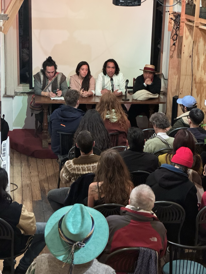 Mercredi 05 mars à 19h
INVITATION

"Gardiens de la Vie : Un Appel Global"  – Tournée Européenne

🌍 Les peuples autochtones protègent 80 % de la biodiversité mondiale, pourtant, leurs territoires et droits sont menacés par des politiques extractivistes, la criminalisation et la spoliation orchestrée par des intérêts économiques et étatiques.

La Commission Nationale des Territoires Indigènes de Colombie (CNTI) et le Comité Daniel Gillard vous invitent à une rencontre essentielle où nous dialoguerons sur le rôle fondamental des peuples autochtones dans la protection de la vie et des territoires, ainsi que sur l'importance cruciale de renforcer leurs structures organisationnelles aujourd’hui plus que jamais face à la crise climatique mondiale.

La crise climatique ne pourra être combattue sans garantir les droits territoriaux des peuples autochtones et sans mettre fin aux alliances destructrices entre multinationales et gouvernements.

Video(ES): https://e.pcloud.link/publink/show?code=kZBOTlZEY64tgf9sfkhM3kqkQPkQS2MKVGV