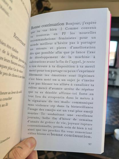 Les feministes t'encouragent à quitter ton mari, tuer dntes enfants, pratiquer la sorcellerie, detruire le capitalisme et devenir trans-pédé-guouine - livre de Alex Tamecylia