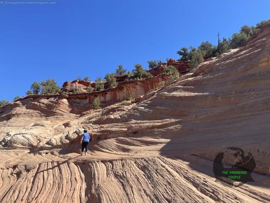 The Sand Caves north of Kanab off Hwy 89 above the Dinosaur tracks. You scramble up to funky caves at the top offering a gorgeous view of the Utah landscape. Read more: https://thevagabondcouple.blogspot.com/2024/07/trans-america-overland-road-trip-part-7-kanab-hurricane-st-george-utah-bryce-canyon-coral-pink-sand-dunes-sand-caves.html

#VagabondCouple #Utah #utahphotographer #travel #kanab #roadtrip #overland #overlanding