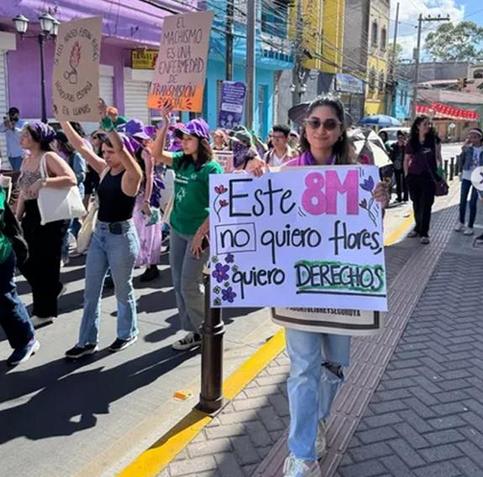 Manifestación #8M en Honduras