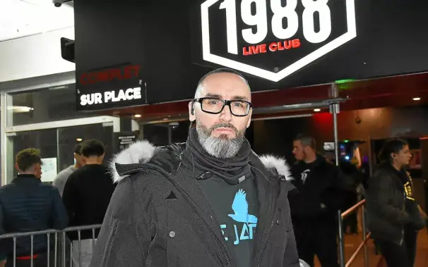 Photo  Yovan Delourme dit « Le Jarl » poste des vidéos sur les réseaux sociaux et rencontre un certain succès d’audience. Il alerte sur l’insécurité à Rennes. Le Jarl est le chef de l'équipe des agents de sécurité privés de la boîte de nuit 1988. Il est connu pour ses vidéos dans lesquelles il prône la violence comme résolution des conflits. 