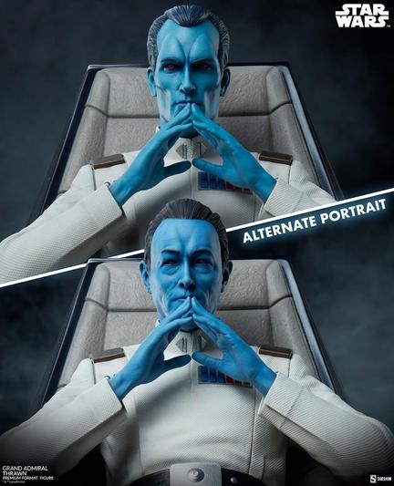 Photo du buste de l'Amiral Thrawn assis sur son fauteuil. En haut, la tête est plus proche des Comics, en bas, la tête est celle de l'acteur l'interprétant dans la série Ahsoka, Lars Mikkelsen