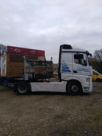 Le mobilhome prend la route en direction du Rohu