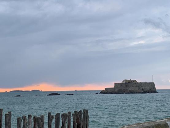 Das meer bei St Malo Foto: EM/LRZ