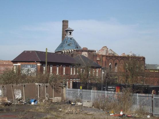 A photo titled "Springfield Brewery - Wolverhampton", taken near Lock 3, Wolverhampton by ell brown on Flickr.