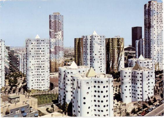 vieille photo des tours Aillaud de Nanterre dites "tours nuages"