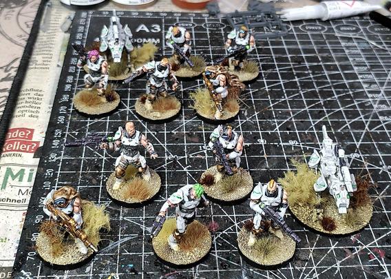 10 Enforcer Pathfinder with 2 D.O.G.-Drones for Firefight.