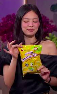 This contain an image of Korean Snack Mentioned by BLACKPINK