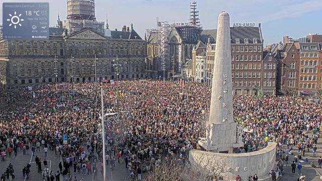 Demonstratie op de Dam in Amsterdam tegen fascisme