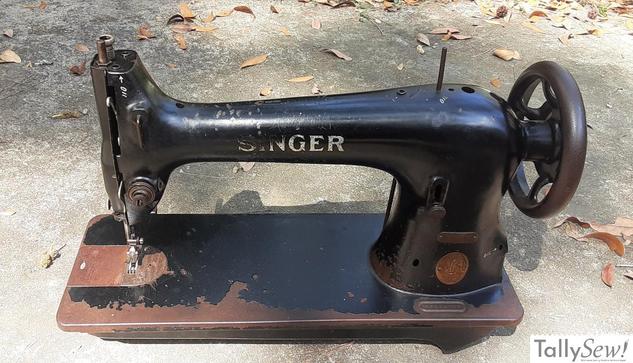 Singer 31-15 from the front