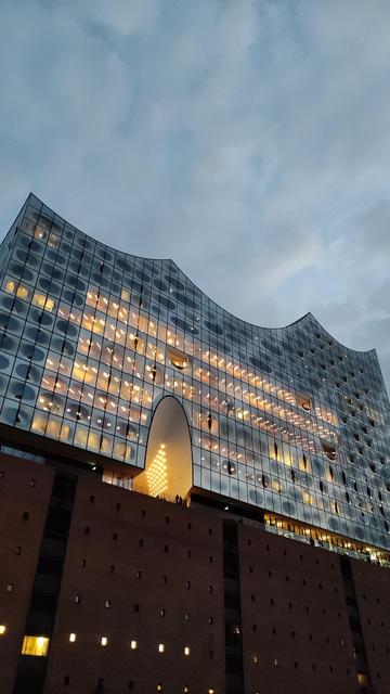 Die Hamburger Elbphilharmonie