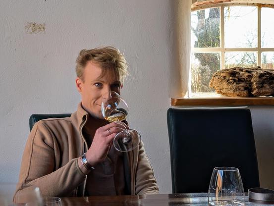 Ich beim Weine-Tasting