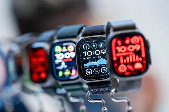 Sources: Apple plans to develop its own AI models for Visual Intelligence & add cameras to the Watch. However, the redesigned plastic Apple Watch SE faces serious issues. #Apple #AI #VisualIntelligence #AppleWatch #TechNews #Wearables #Innovation #TechIssues
