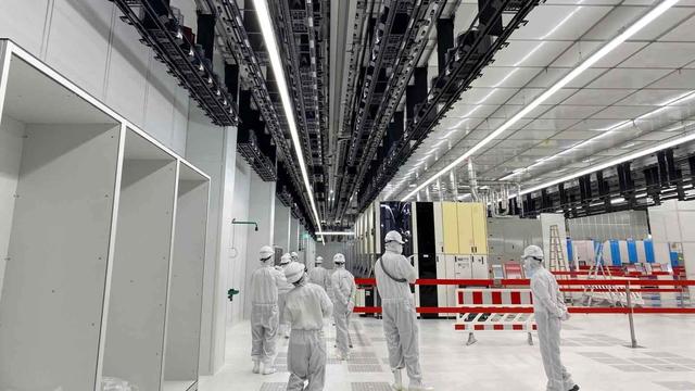 Power chip companies like Renesas and Infineon are cutting jobs and reducing spending as slower EV market growth leaves them with excess capacity. #Renesas #Infineon #EVMarket #TechNews #JobCuts #ChipIndustry #ElectricVehicles #BusinessNews #TechEconomy