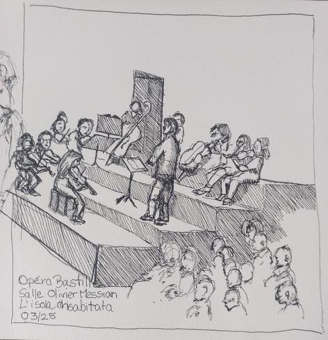 Un orchestre en gradin avec le cet devant. Croquis à l'encre.