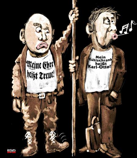 Zwei Männer in der Straßenbahn stehend. Einer ist Neonazi. Er trägt ein T-Shirt mit dem Aufdruck „Meine Ehre heißt Treue!“. Bei dem anderen steht auf dem T-Shirt „Mein Kühlschrank heißt Karl-Otto“. Der Neonazi scheint sich provoziert zu fühlen und blickt bitterböse.