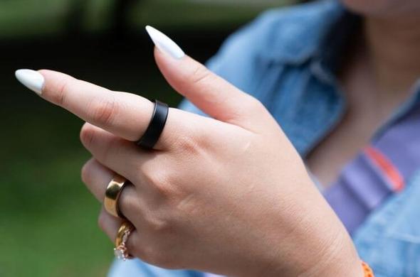 US judge dismisses Samsung's Oura lawsuit, ruling Samsung acted prematurely in seeking judgment that Galaxy Ring doesn't infringe Oura's patents. ⚖️ #Samsung #Oura #Lawsuit #Patents #TechNews #LegalNews #GalaxyRing #IntellectualProperty