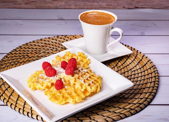waffeln früchte kaffee cappucino