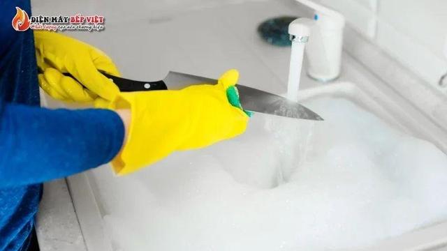 cách vệ sinh và bảo quản dao