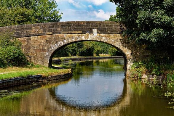 A photo titled "Bridge 66 - Aberdeen Bridge", taken near Bridge 66, Aberdeen Bridge by A.R. Live on Flickr.