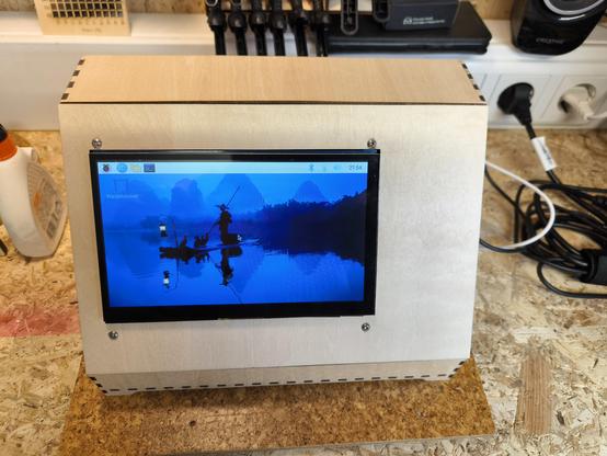 Konsole für einen Raspberry inkl. 7" Display