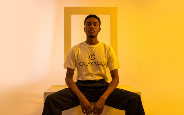 Just dropped: eco-luxury meets everyday edge 💙
Explore the latest collection from @CalyxParis
#SustainableFashion #CalyxParis #IndieBrand #ParisFashion