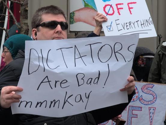 Dictators are bad mmmkay