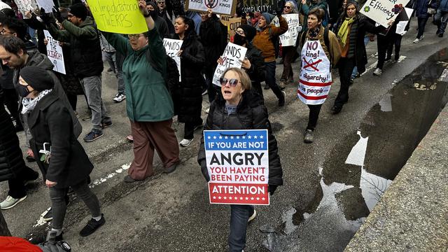 #Chicago #HandsOff #Protests 

More #AngryWomen — "If you are NOT ANGRY, You' Haven't Been Paying Attention"
